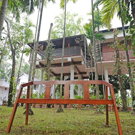 Serenity Villa And Treehouse Palakkad Exteriér fotografie